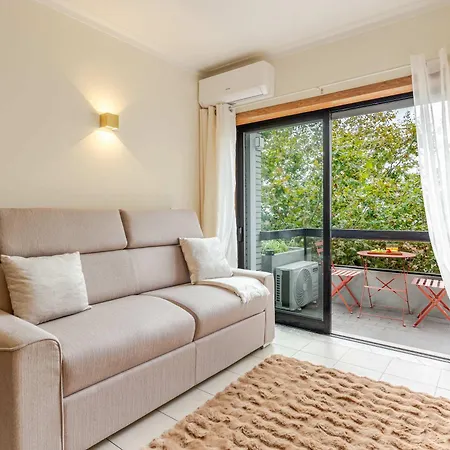 Bright Flat With Balcony & Garage By Hostwise * Matosinhos (Porto)